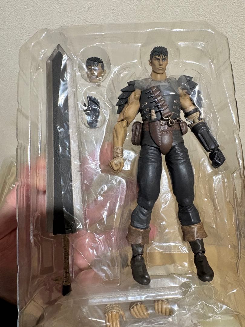 figma ガッツ 黒い剣士ver. リペイントエディション ベルセルク