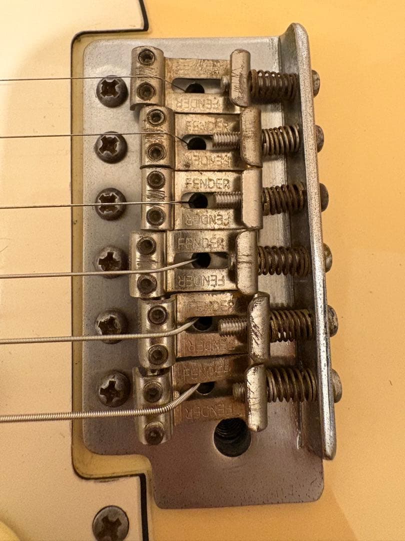 て*つ様 Jimi Hendrix Stratocaster model クリー