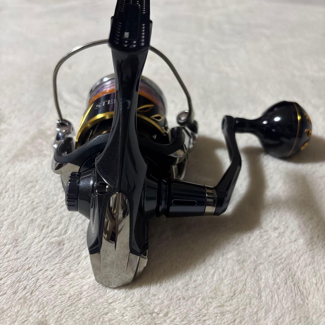シマノ13ステラSW6000PGとダイワ紅牙ICS103右巻きのセットになります
