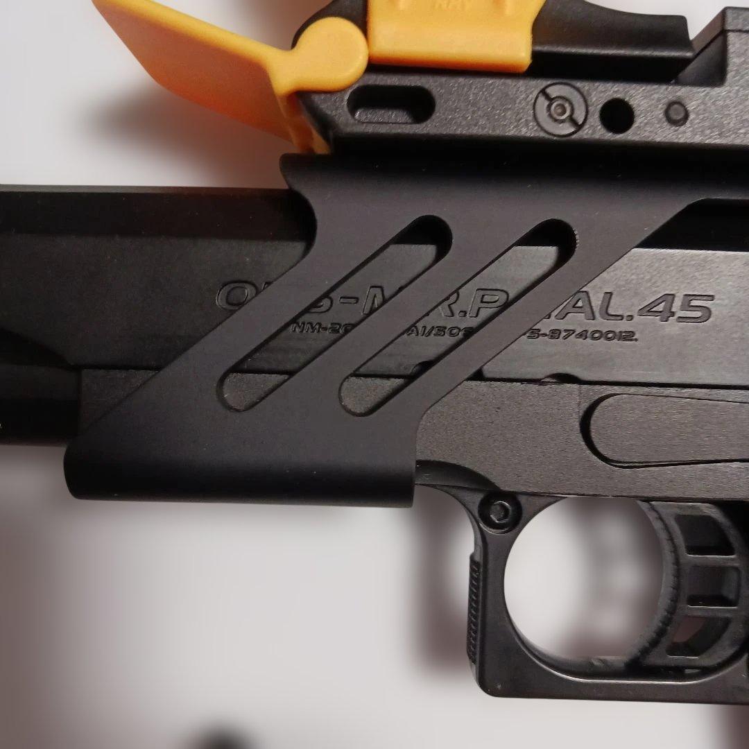 ガスガン東京マルイHi-CAPA 5.1とC-moreドットサイトのセットお得