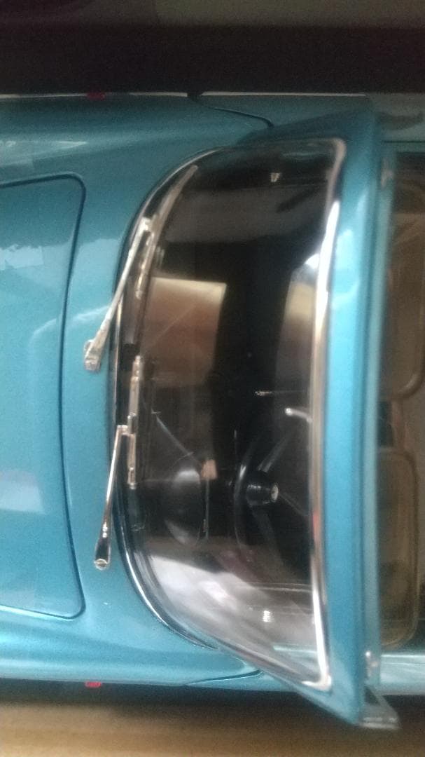 NOREV 1/18 Renault Caravelle 1964 ミニカー