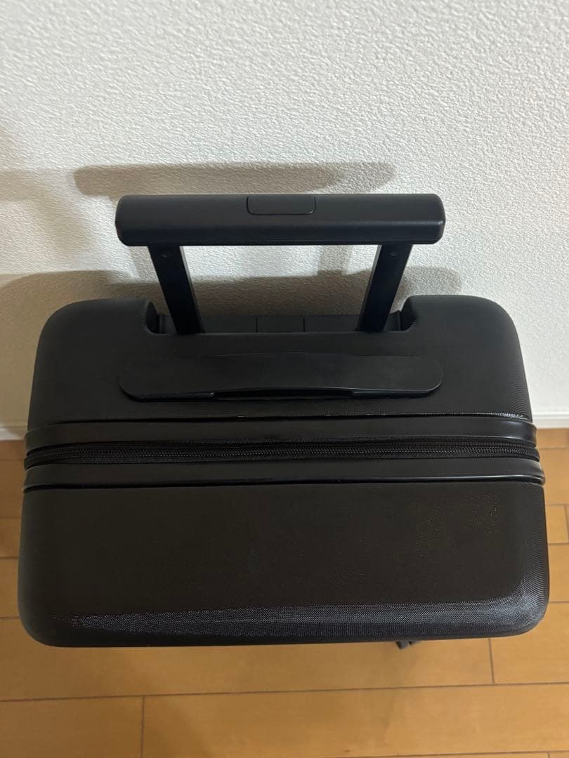 無印良品　バーを自由に調節できる　ハードキャリーケース 36L黒