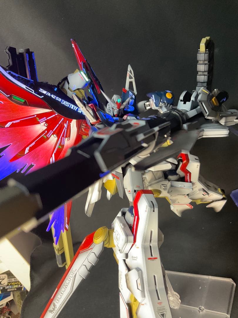 ジュンデスティニーガンダム SpecII ゼウスシルエット&光の翼　完成品