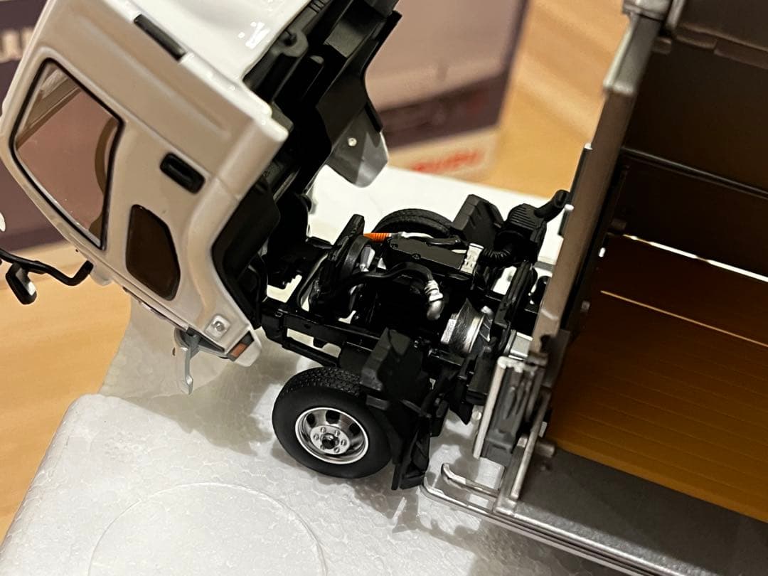京商　いすゞ　1/43 フォワード ダイキャストミニカー　現行型
