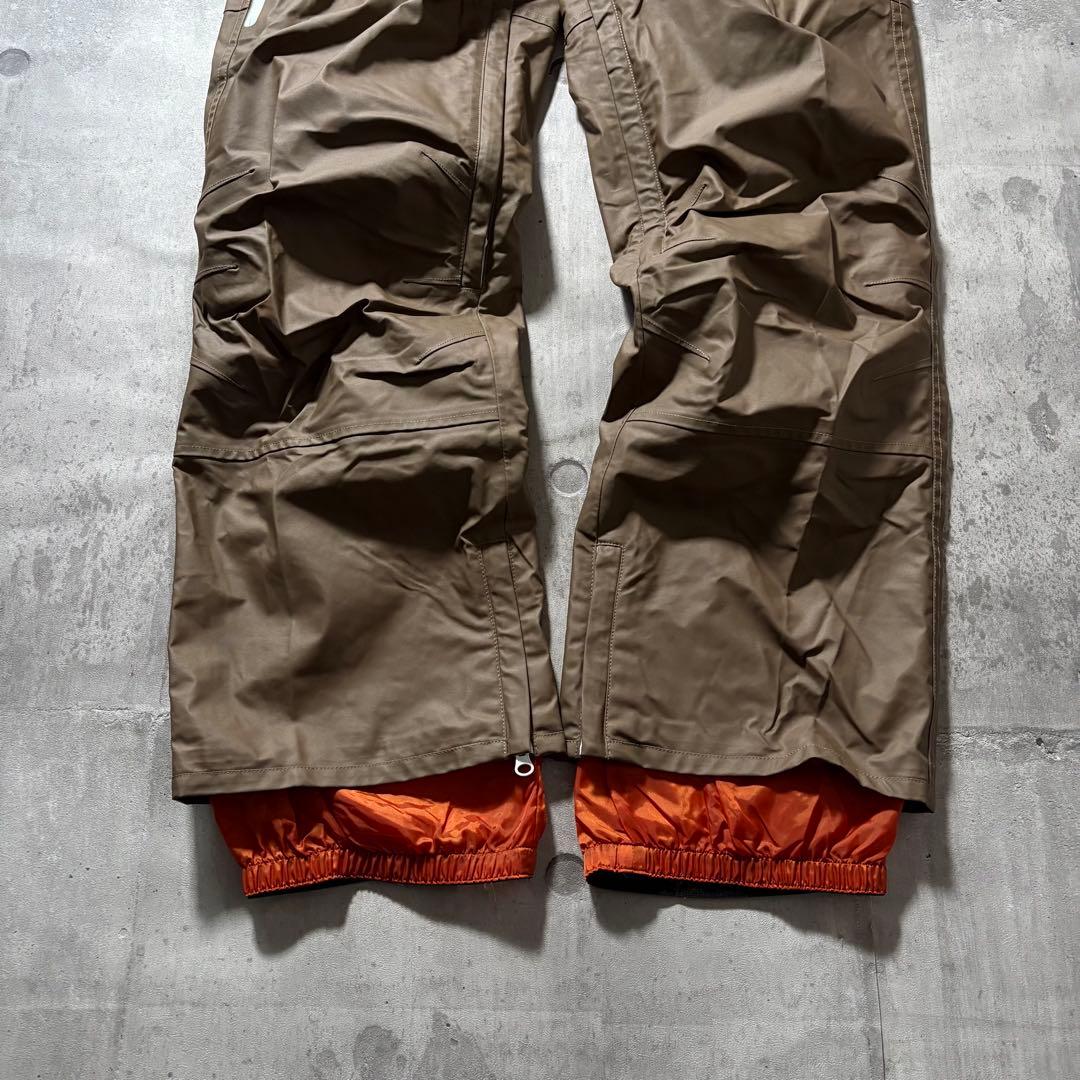 新品タグ付き 希少 adidas × BURTON スノーボード ウェア パンツ