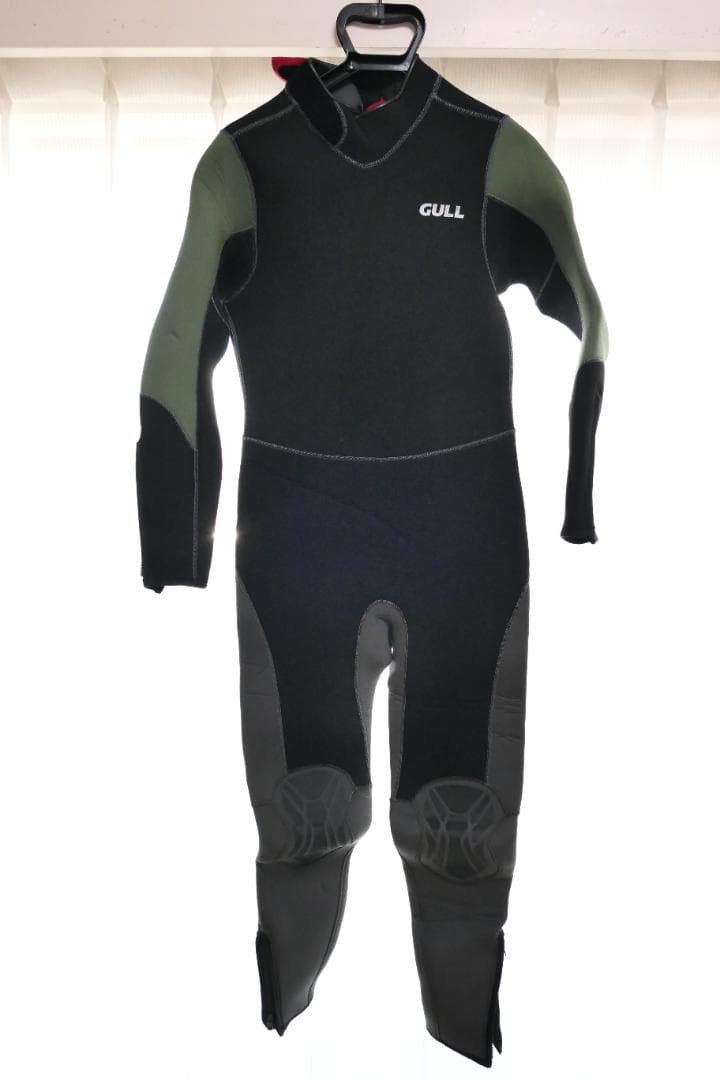 【専用ハンガー付】GULL 5mm Lサイズ ウエットスーツ