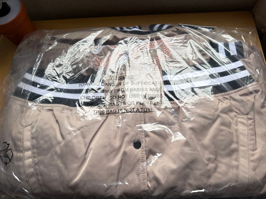 新品未開封 G-DRAGON ubermensch ス カジャン L