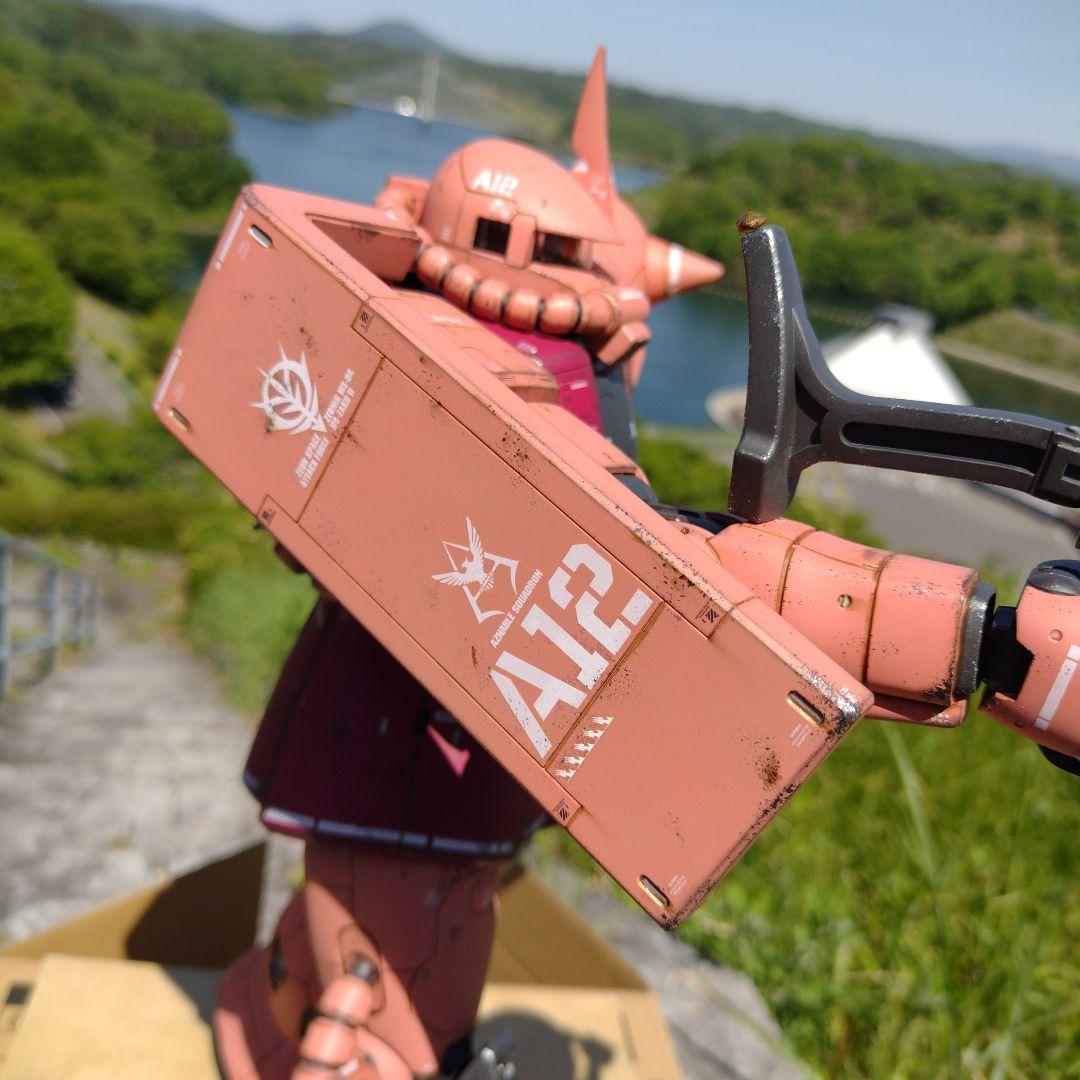 メガサイズ　MS-06S シャア専用ザクⅡ　塗装済完成品　1/48　ガンプラ