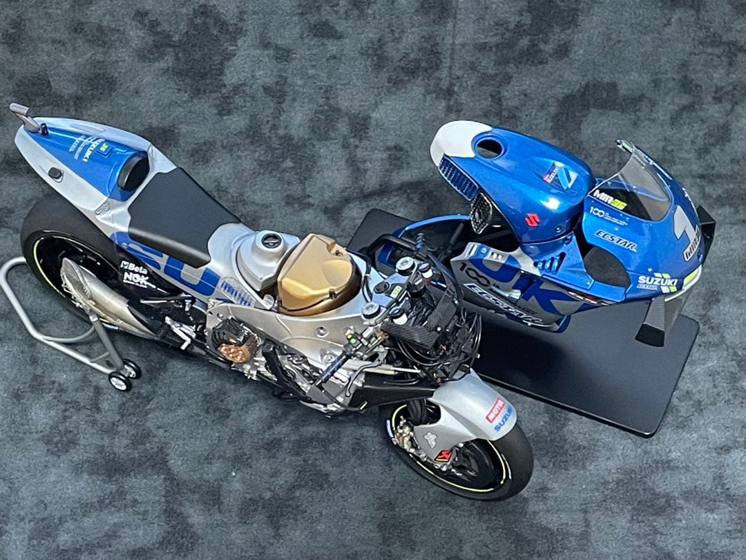 タミヤ1/12 TEAM SUZUKI ECSTAR GSX-RR'20