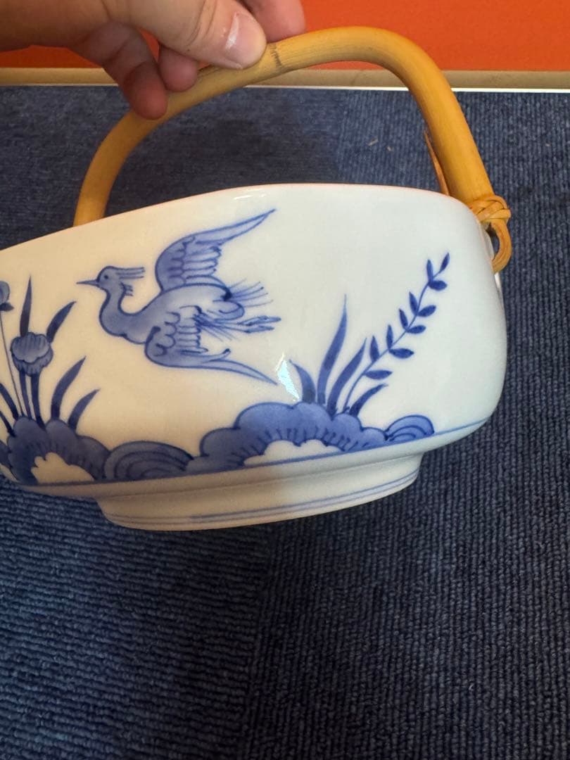 1891  宮内庁御用達『十四代 辻常陸』　辻製　染付花鳥　手付き鉢