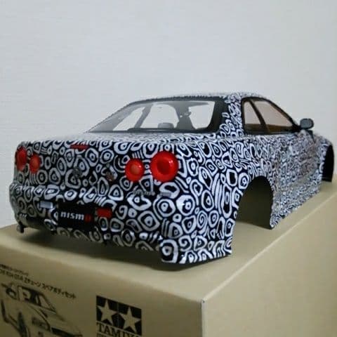 塗装済み タミヤ R34GT-R