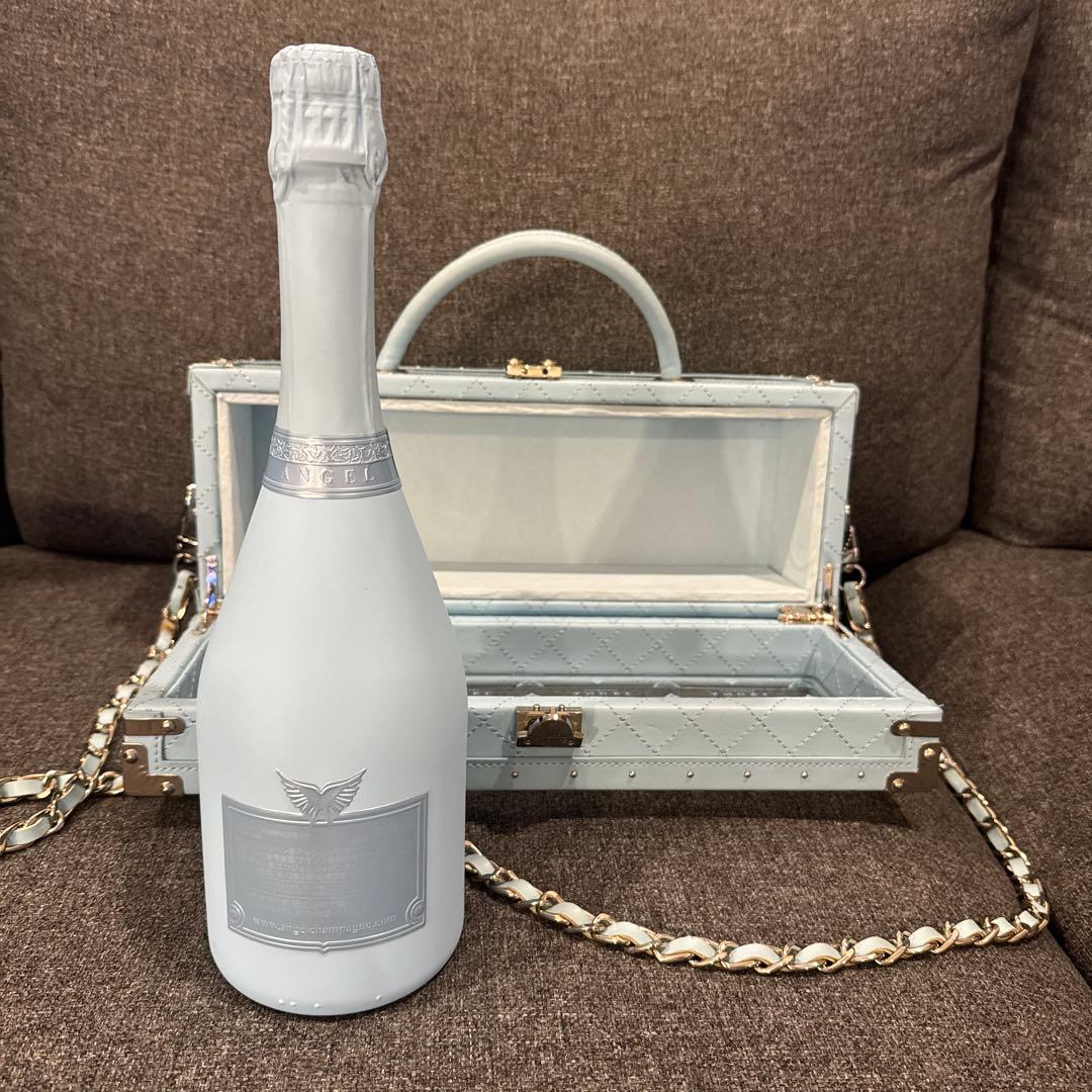 【新品】エンジェルシャンパン 水色 ケース&鍵付き