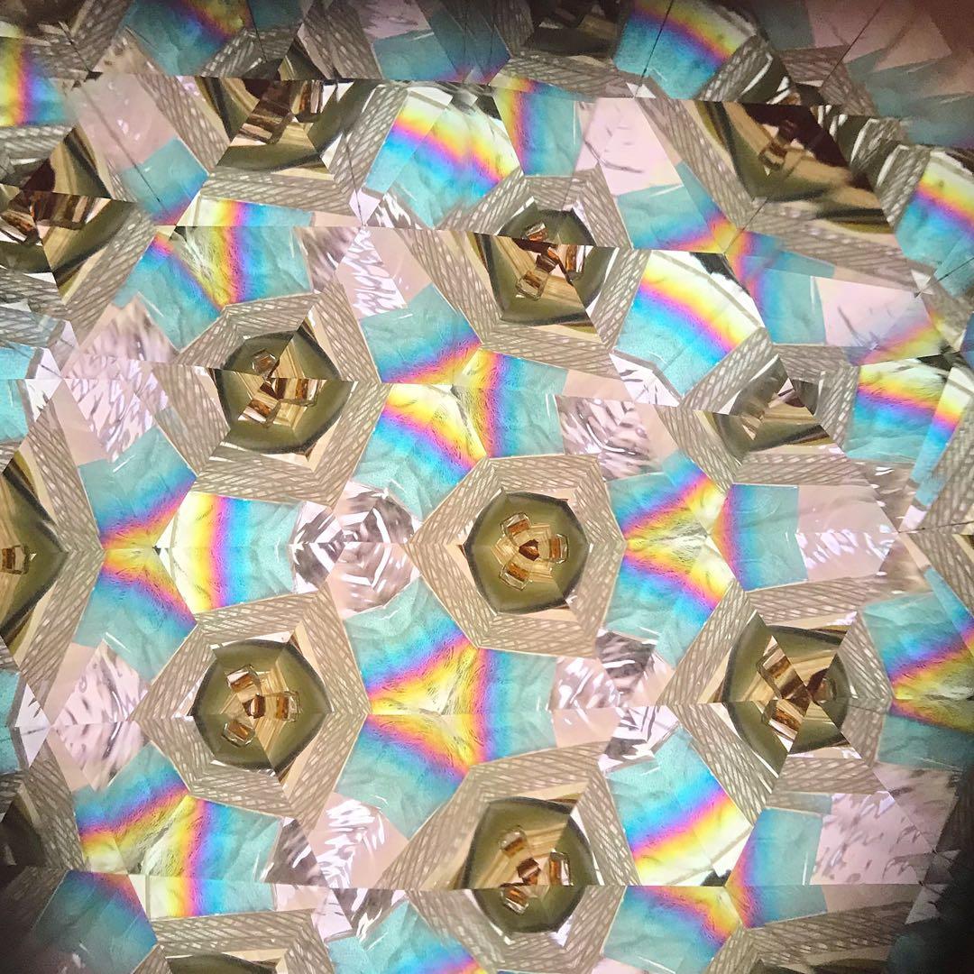 吉田真さん作　陶器の万華鏡(水引)