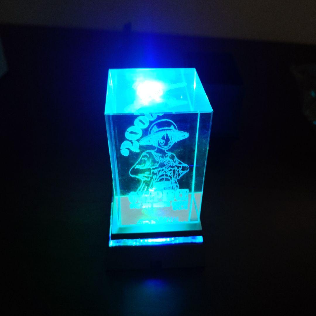 ワンピース　ジャンプ懸賞限定　ルフィの秘宝　2億　クリスタルオブジェ