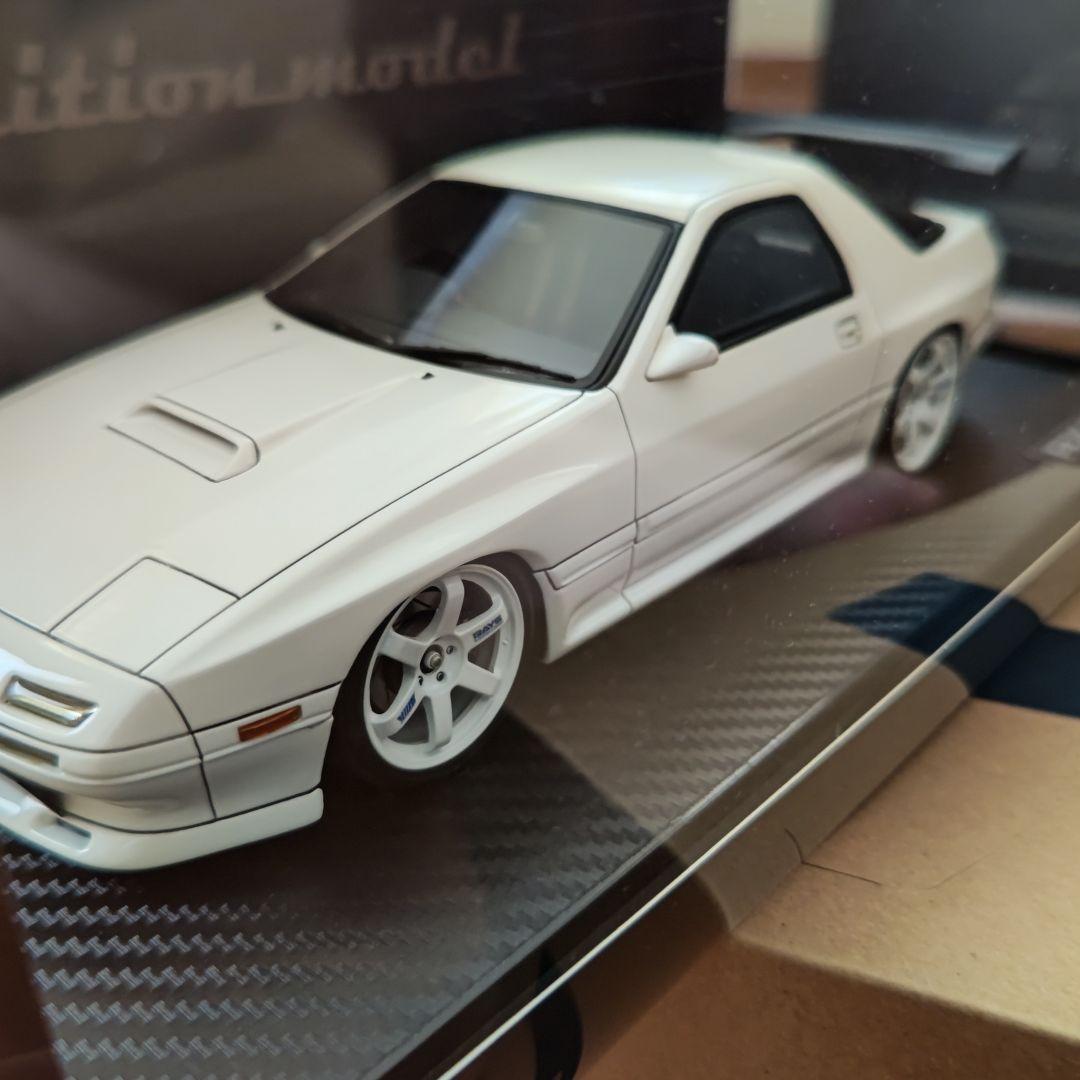 1/18ミニカー
