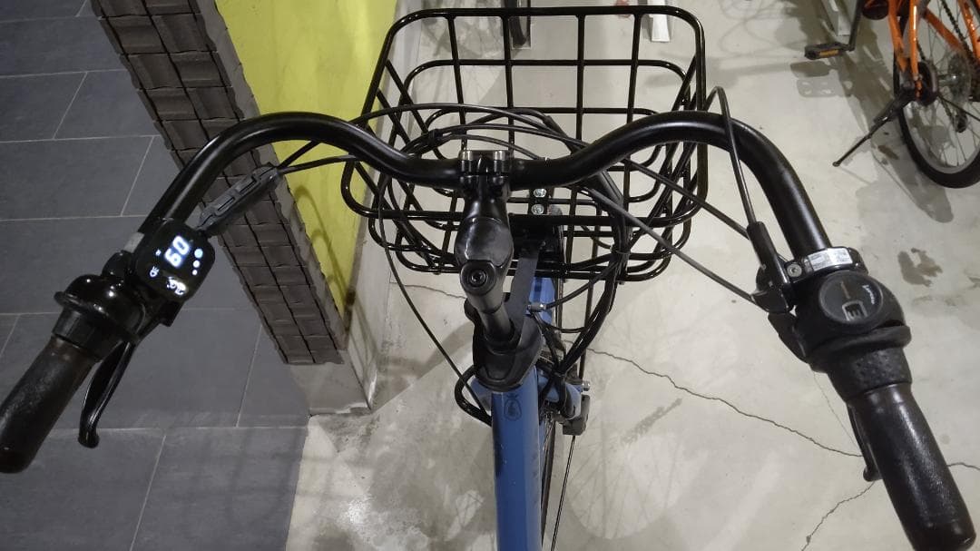 BIKKE　MOB　dd　回生充電機能付　電動自転車　ブリヂストン