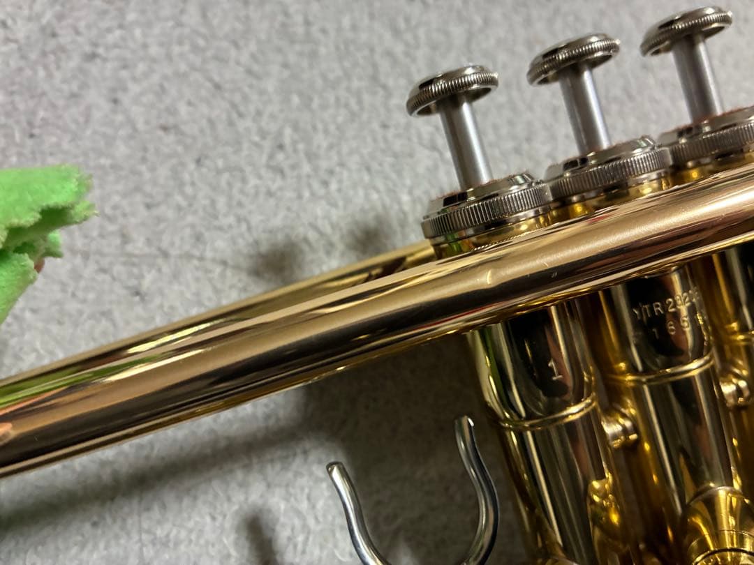 YAMAHA トランペット本体 ゴールド ケース付き