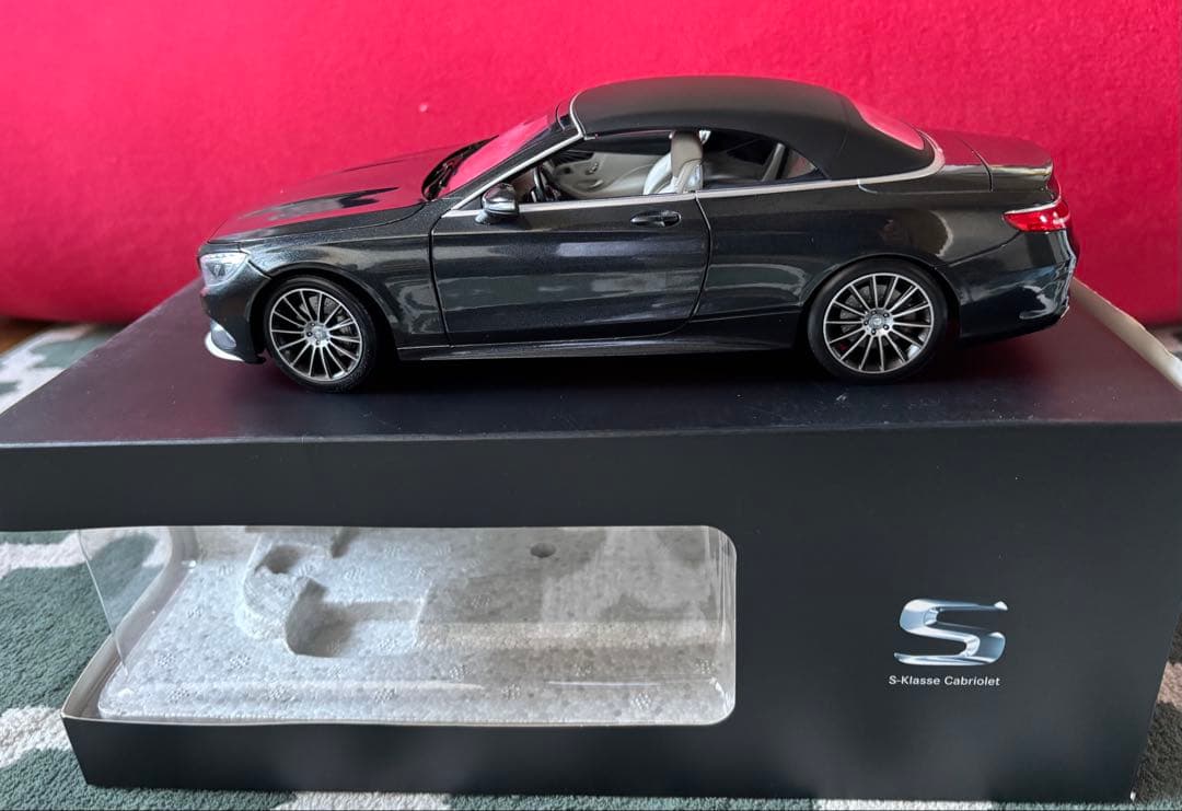 ノレブ 1/18 メルセデス ベンツ Sクラス カブリオレ 黒 ミニカー