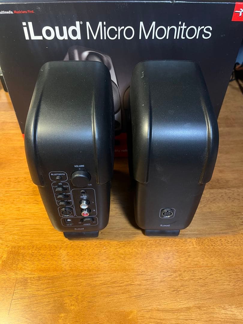 iLoud Micro Monitors スタジオモニター