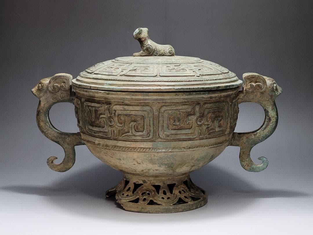 古青銅造 饕餮紋 神獣蓋、両耳装飾 香炉 唐宋時代 幅約36.3cm