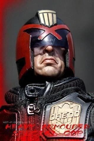 ジャッジ・ドレッド カール・アーバン 1/6 フィギュア