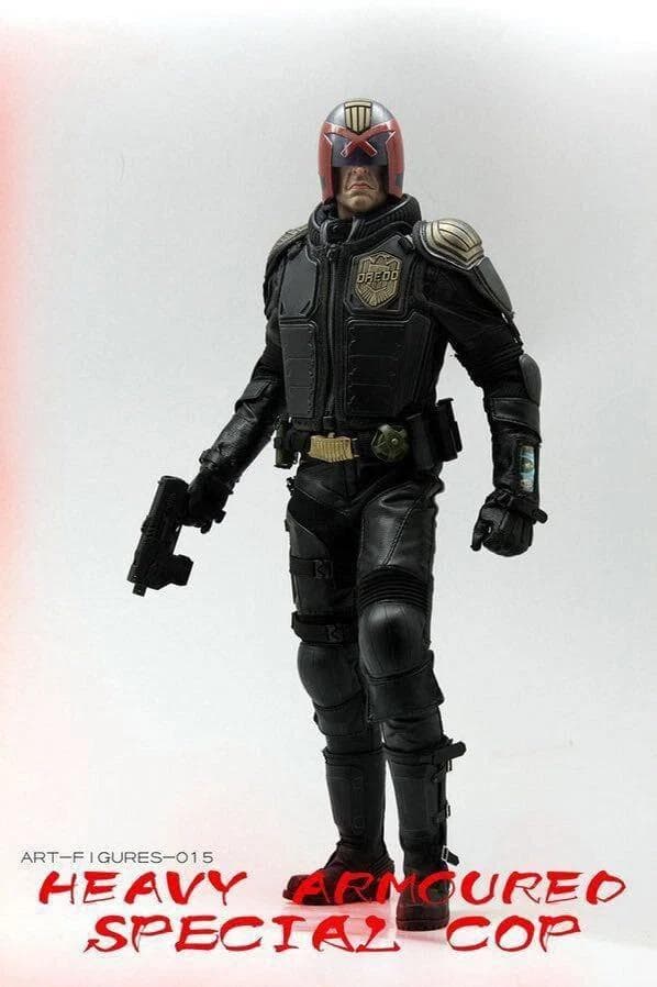 ジャッジ・ドレッド カール・アーバン 1/6 フィギュア