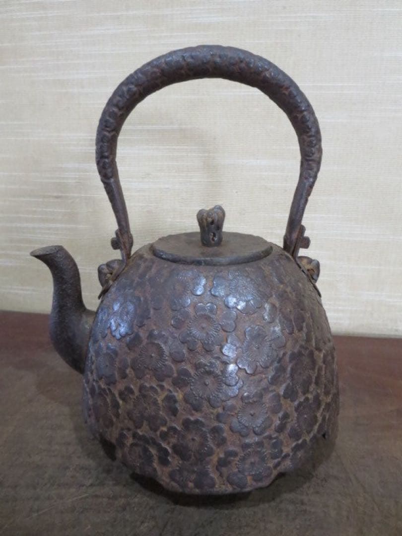 （秋田大吉）半砂鉄の南部の古い桜釜