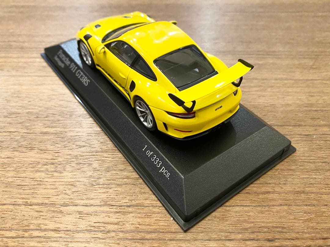 新品 1/43 ミニチャンプス ポルシェ 991.2 911GT3RS イエロー
