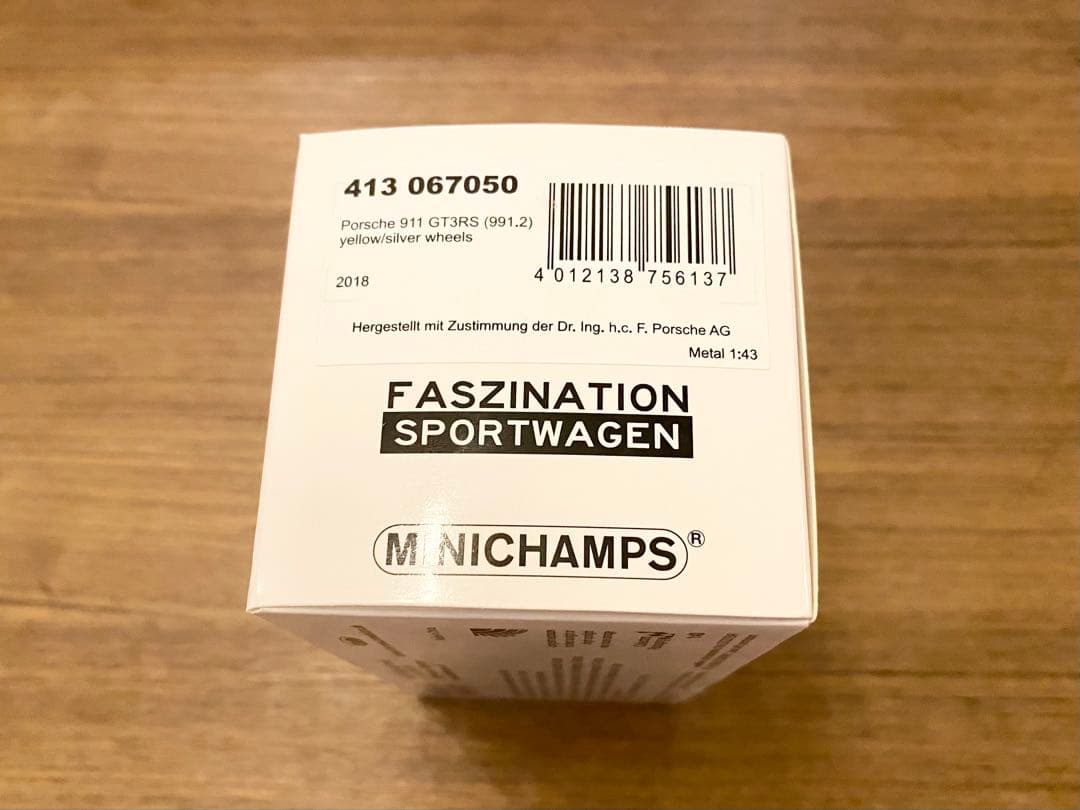 新品 1/43 ミニチャンプス ポルシェ 991.2 911GT3RS イエロー