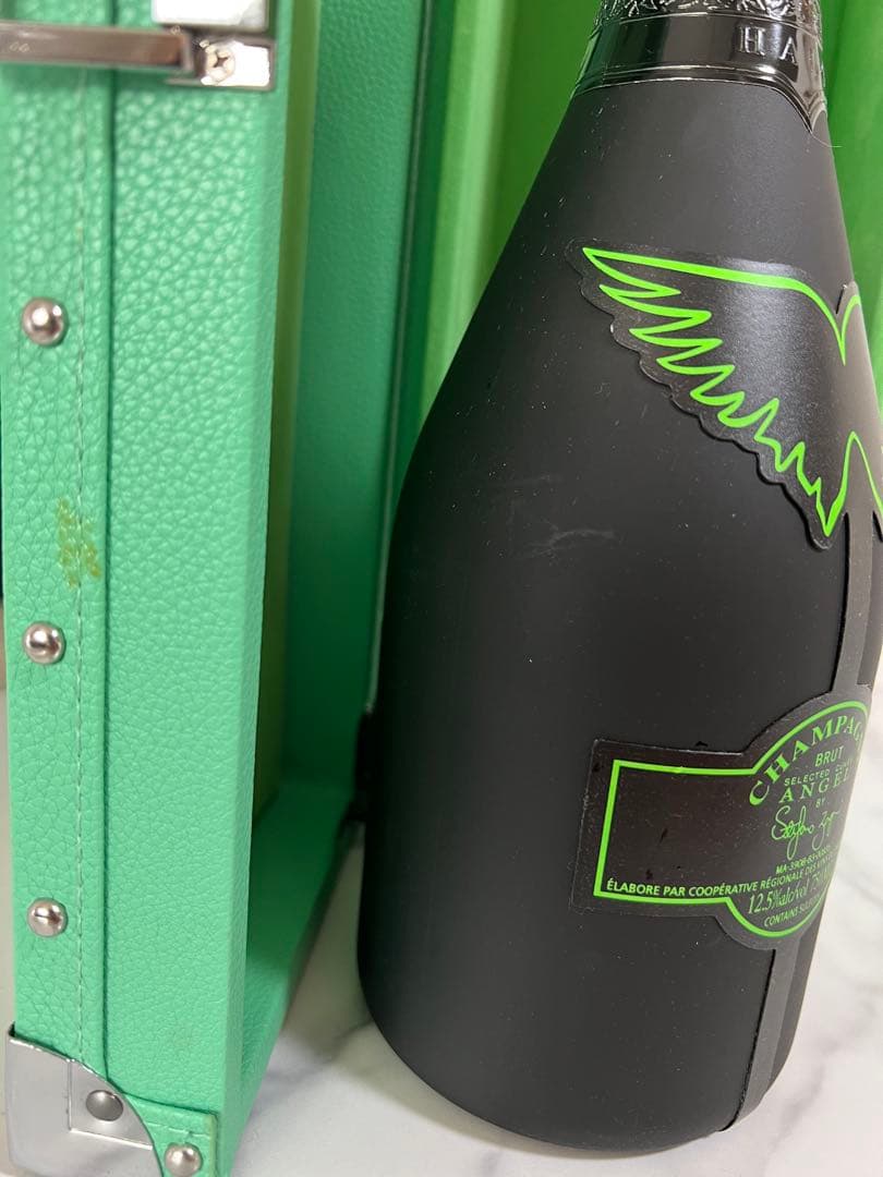 エンジェルシャンパン　空瓶　空箱