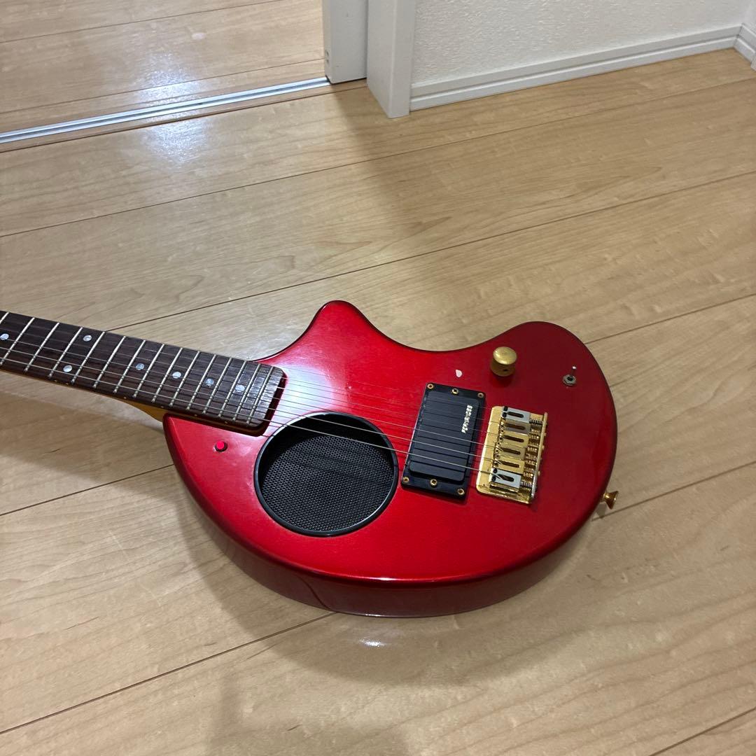 FDRNANDES ZO-3 アンプ内蔵　スピーカー内蔵　エレキギター　レッド