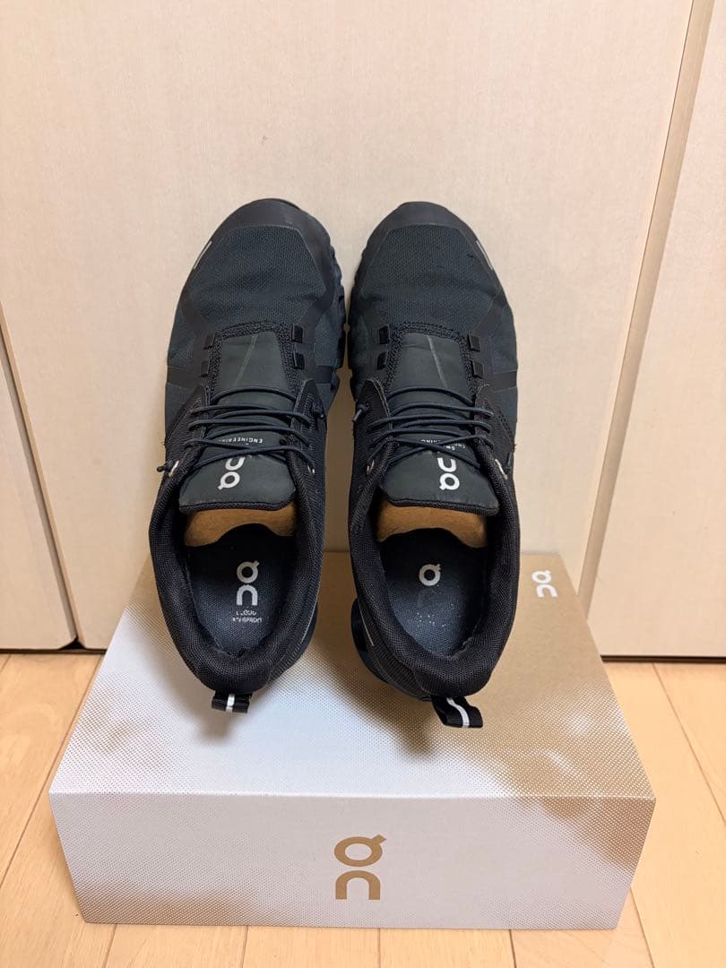 スパイク・シューズ on cloud5 water proof 25.5