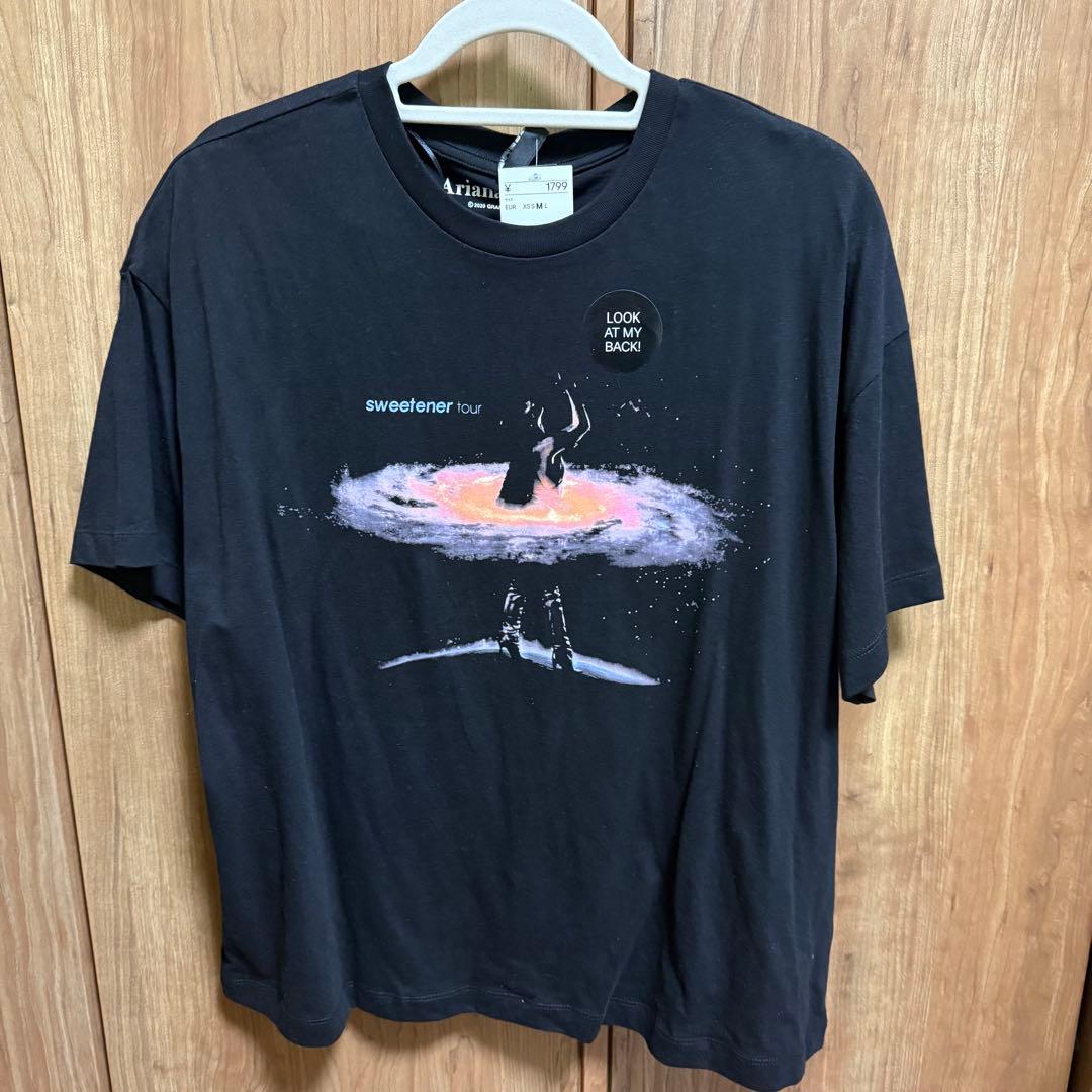 〚新品未使用〛 Ariana Grande パーカー トレーナー Tシャツ