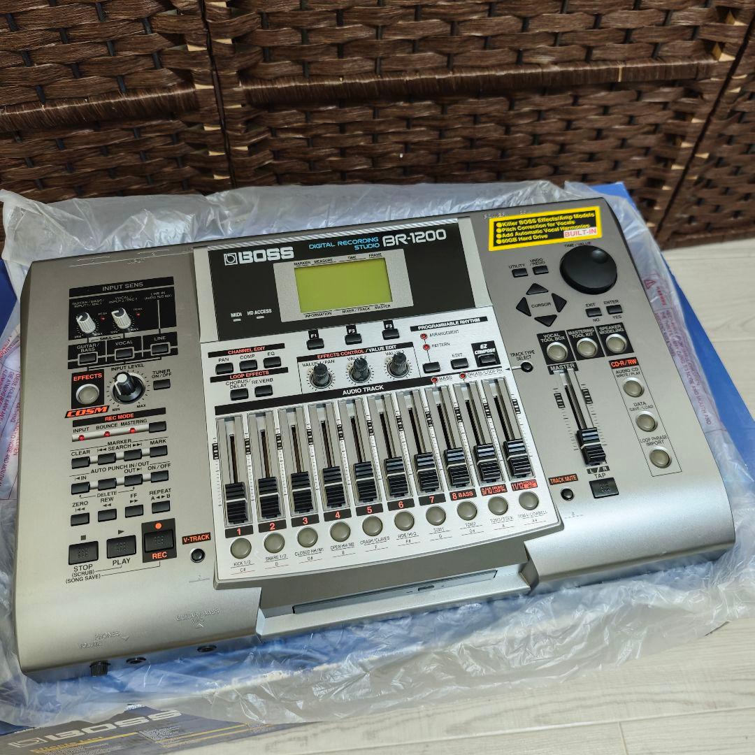 【美品】BOSS デジタルレコーディングスタジオ BR-1200CD