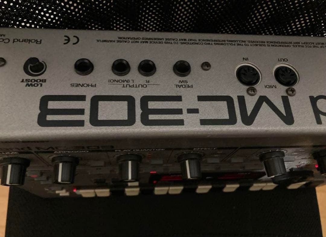 最終値下げ　Roland MC-303 シンセサイザー