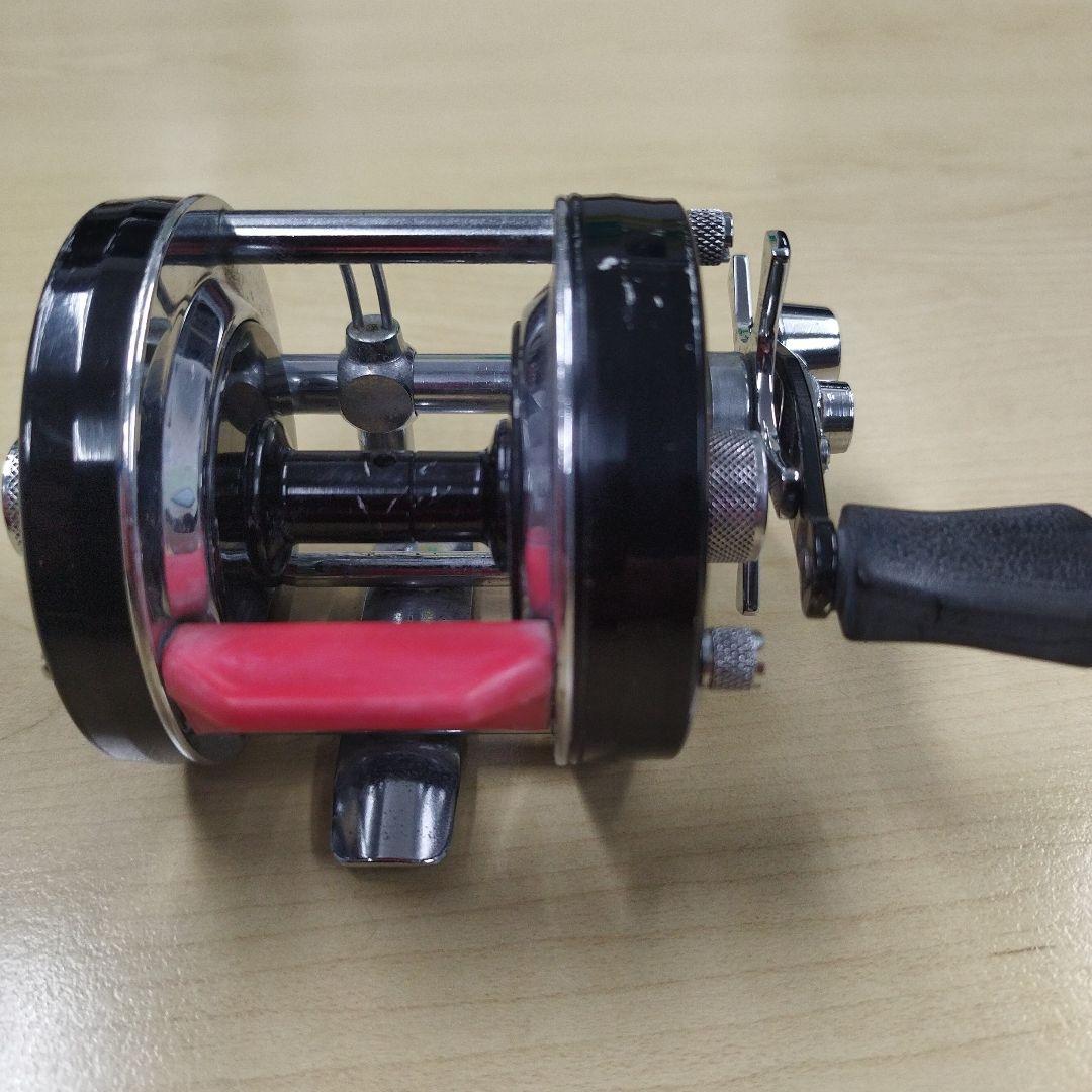 abu5600dc赤ベロ