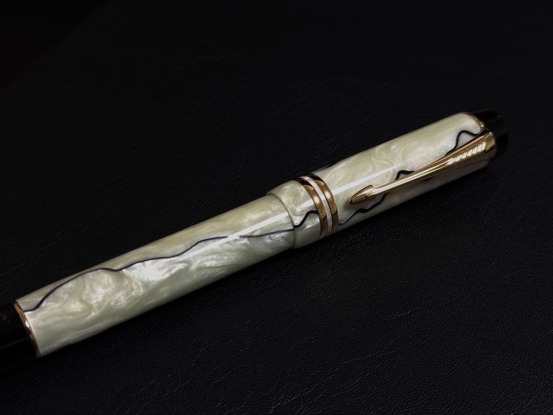 パーカー デュオフォールド パール＆ブラック センテニアル 18k F(細字)