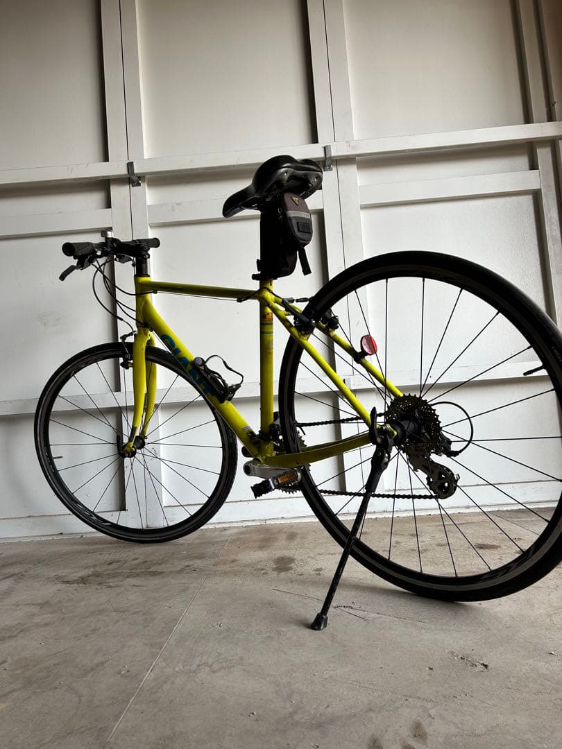 GIANT クロスバイク SHIMANO 24変速 ジャイアント シマノ