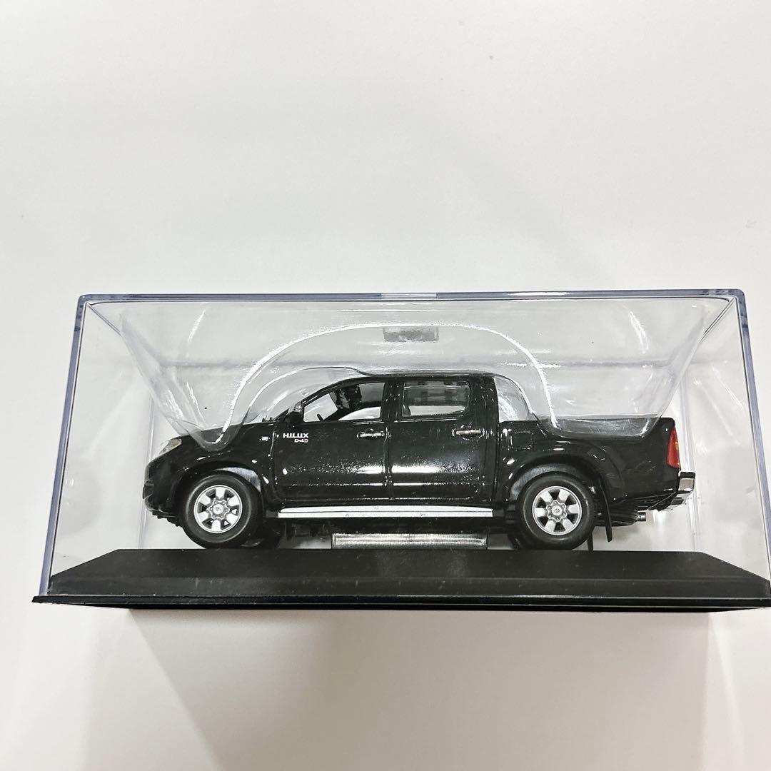 海外ディーラー限定 1/43 ミニチャンプス トヨタ 2006 ハイラックス