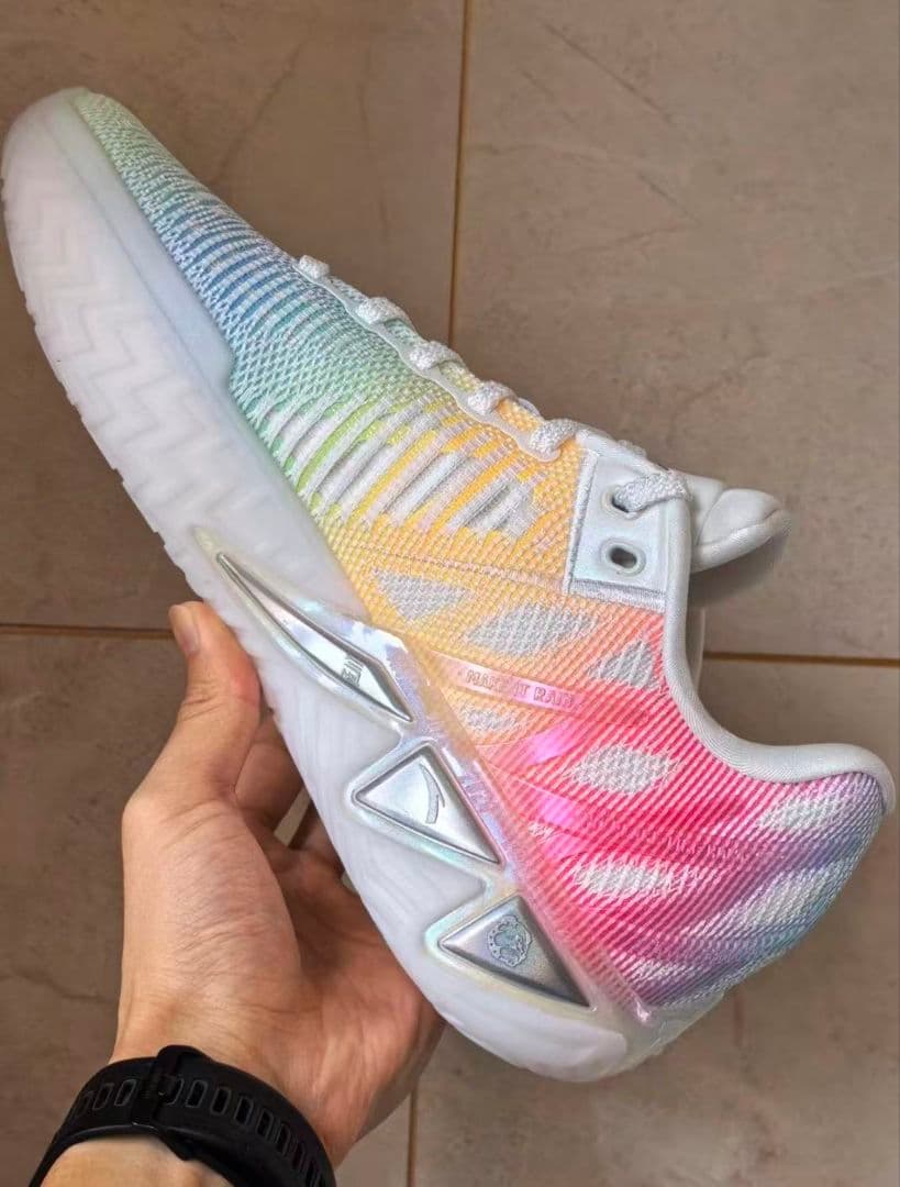 ANTA KT11「Sti11Klay」Klay Thompson着用モデル
