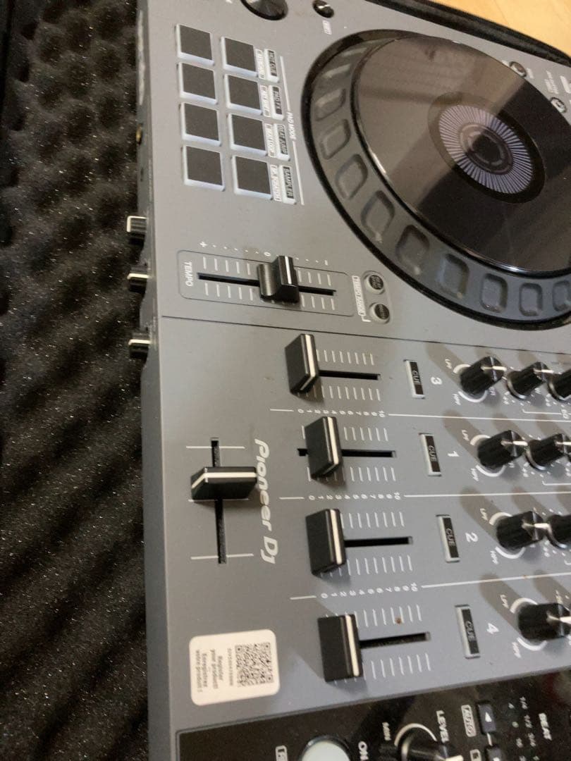 美品！　Pioneer DDJ-FLX6-GT コントローラー／ハードケース付属