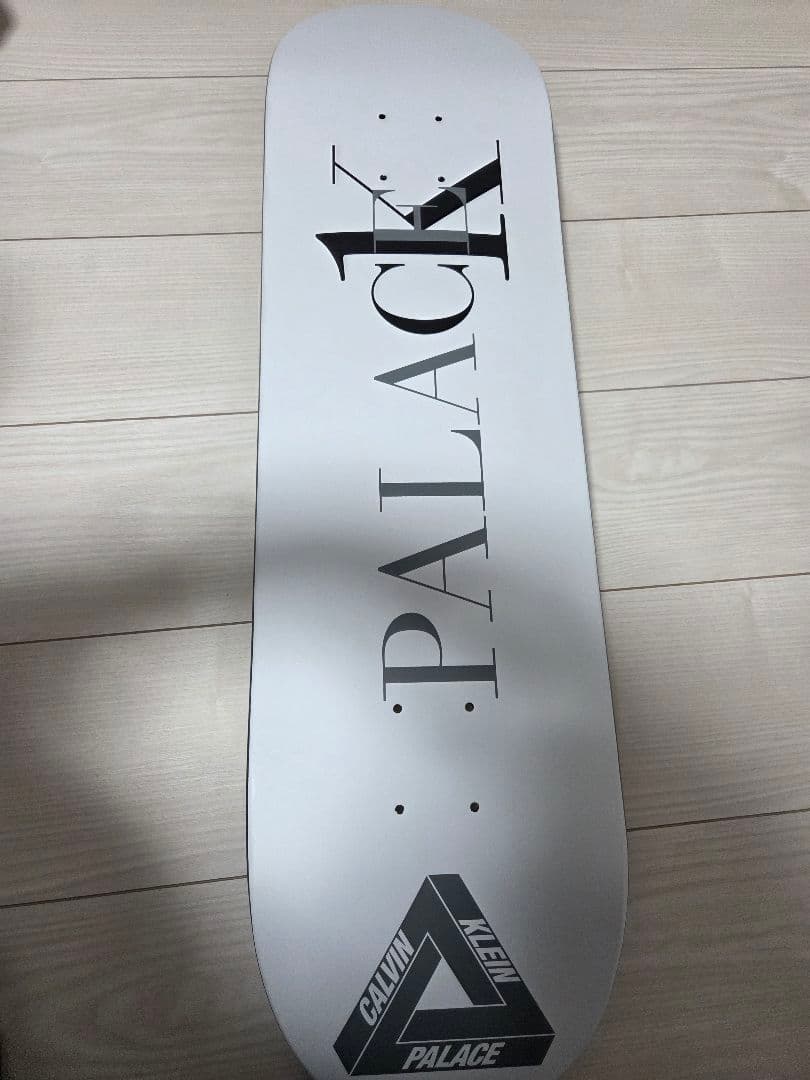 palace   カルバンクライン スケールボード デッキ