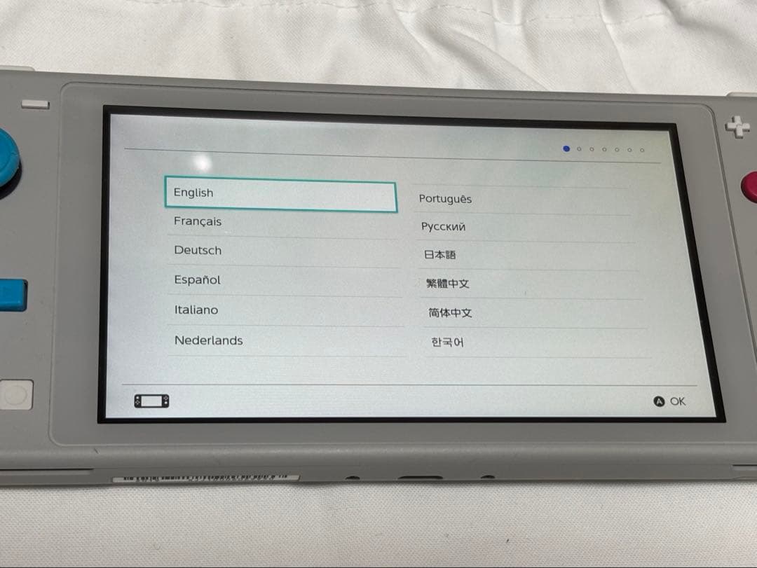 Nintendo switch lite 本体　箱、Acアダプターつき　ポケモン