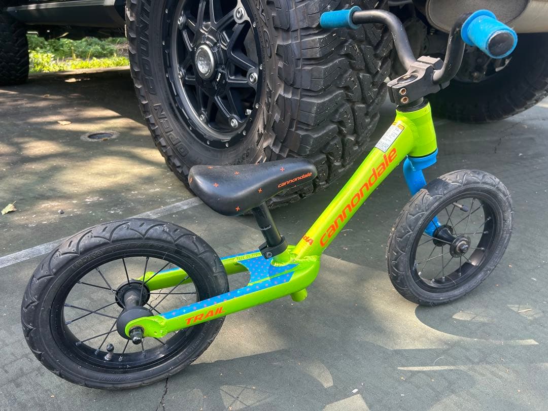 CANNONDALEキャノンデール 片持ちレフティ 限定車 ストライダー キッズ