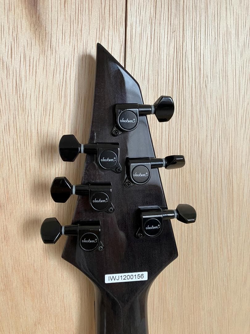 ギター Jackson Soloist Archtop SLATXMGQ3-6