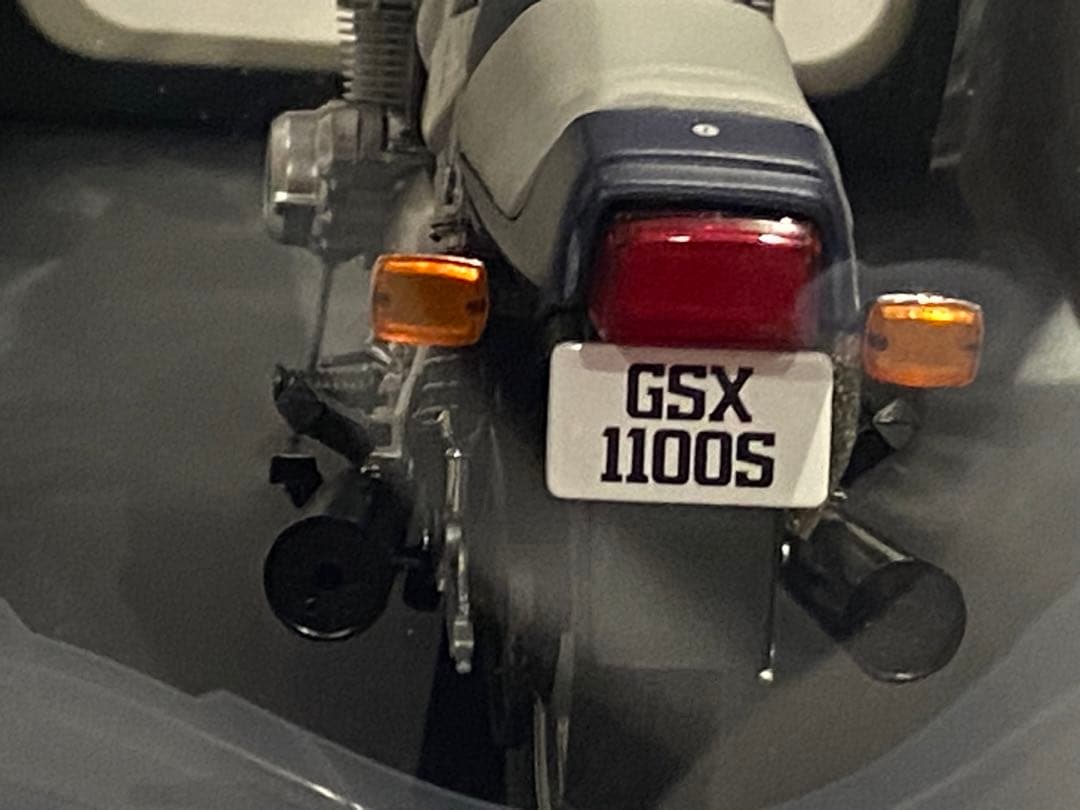 【新品未開封未展示品】絶版限定オートアートスズキ★GSX1100S刀1/12