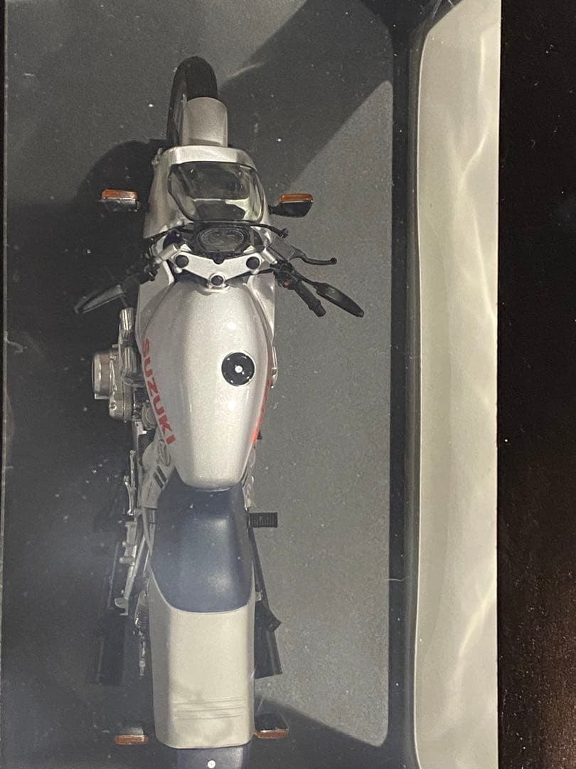 【新品未開封未展示品】絶版限定オートアートスズキ★GSX1100S刀1/12