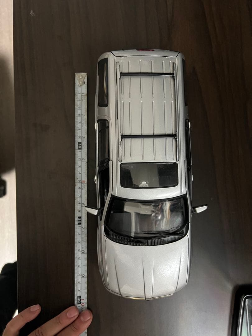 リンカーン ナビゲーター　ミニカー 1/18