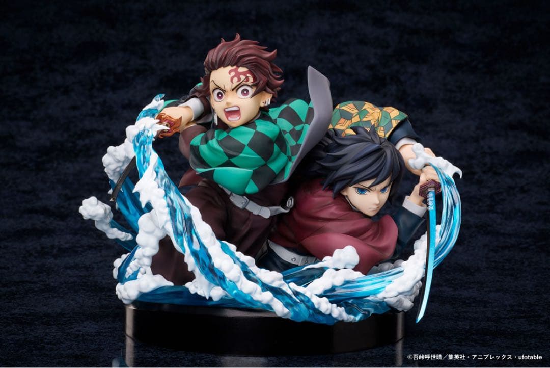 アニプレックスオンラインくじ　A賞　炭治郎&義勇ノンスケールフィギュア