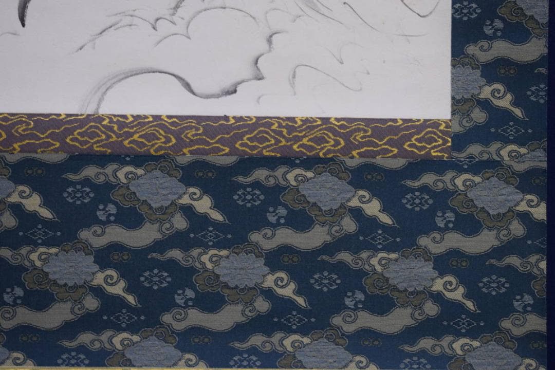 不詳/作者不詳/雲上観音図/人物/布袋屋掛軸HJ-890